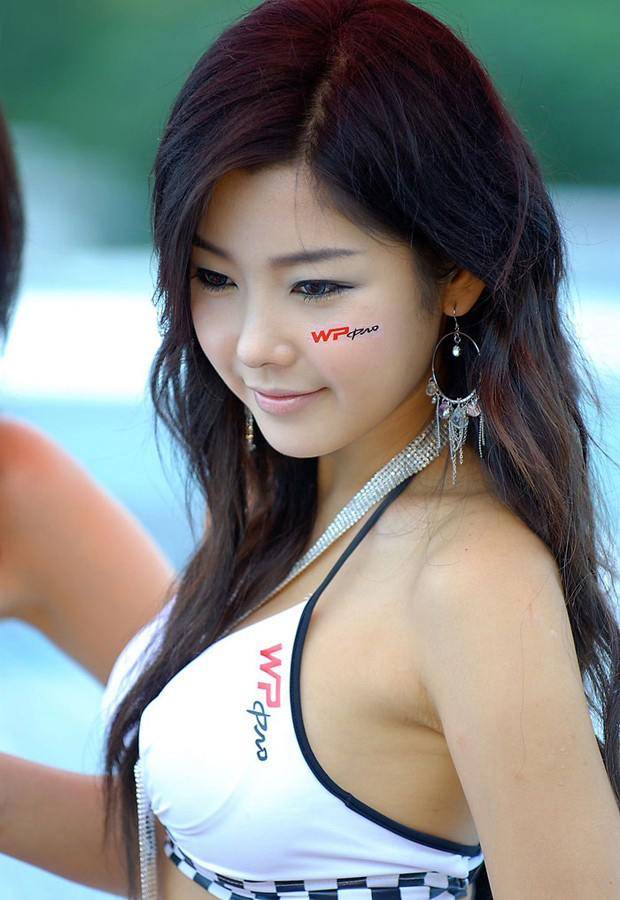 韩国性感美女场外桌球大比拼(图12)