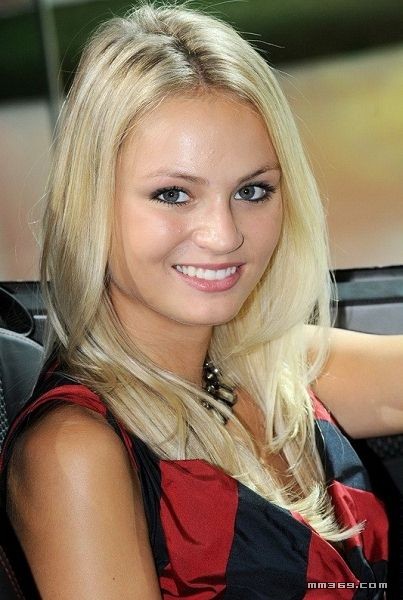 法兰克福车展美女模特(图13)