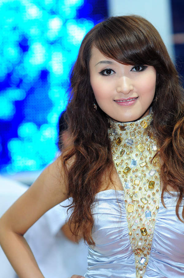 靓丽车模亮相2011北京车展套图(图2)