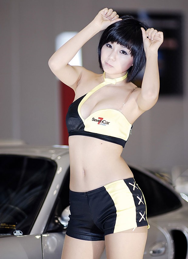 超性感美女车模柳智惠高清套图(图18)