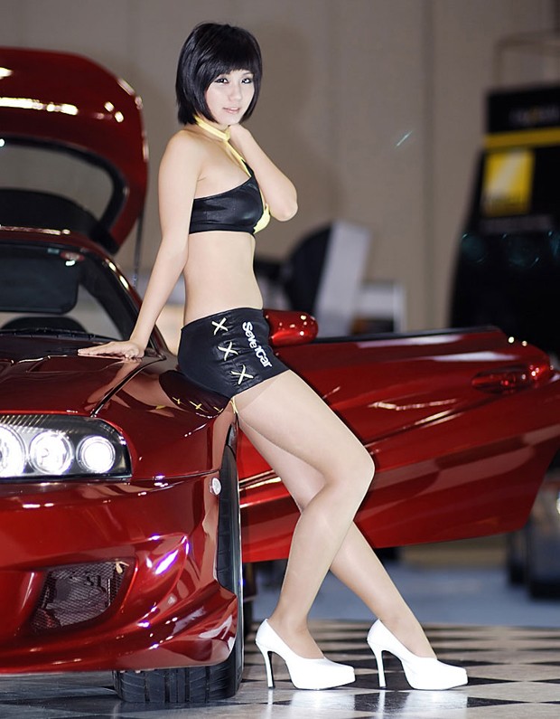 超性感美女车模柳智惠高清套图(图24)