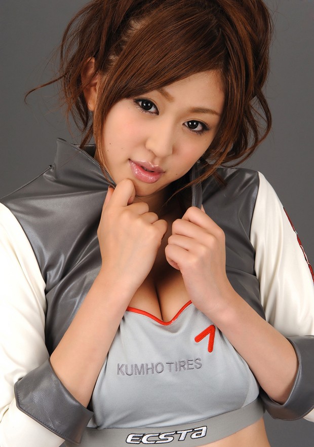 日本机车宝贝瀬长奈津実秀乳沟(图13)