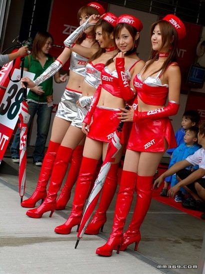 日本GT赛车名模集体照(图13)