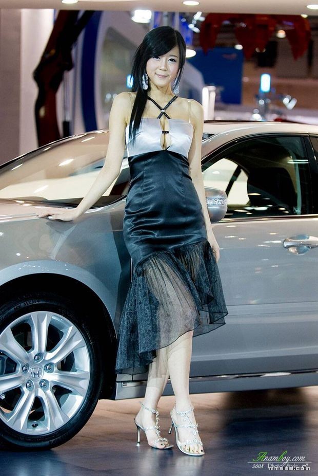 清纯韩国车模又带有点性感(图11)