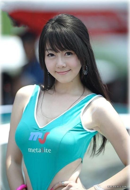 韩国性感美女车模严智言(图19)