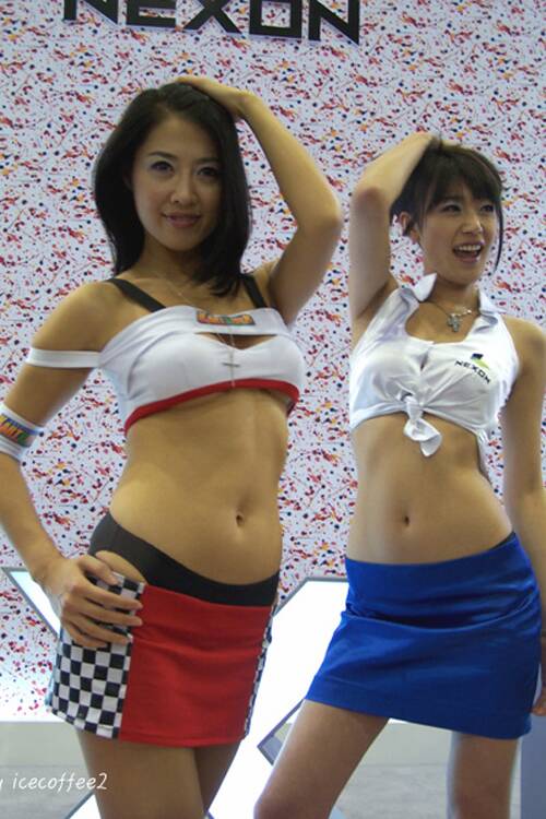 俊俏甜美的美女车模(图9)