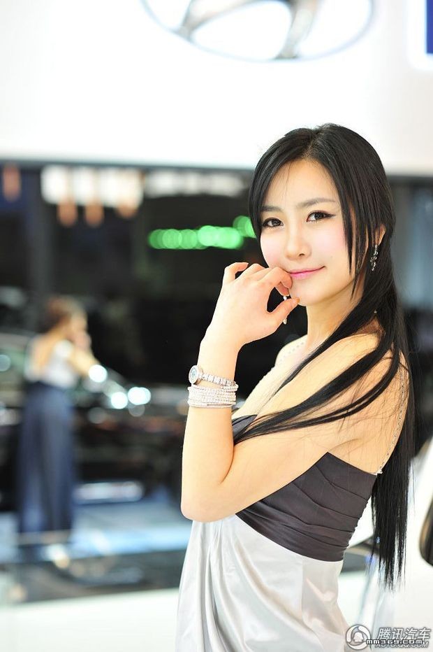 三大美丽车模的超级表情秀(图10)