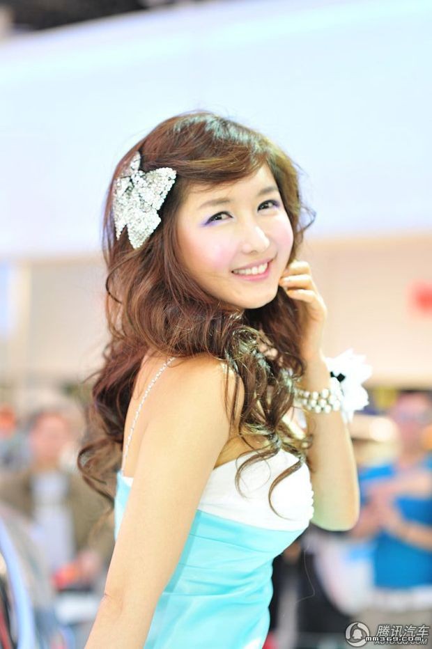 三大美丽车模的超级表情秀(图13)