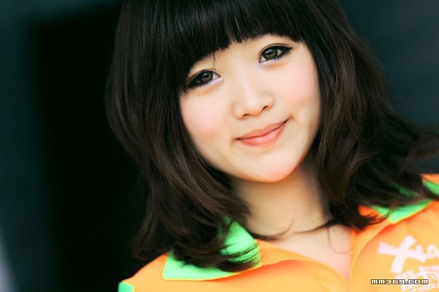 北京车展美女 兽兽再度出现(图9)