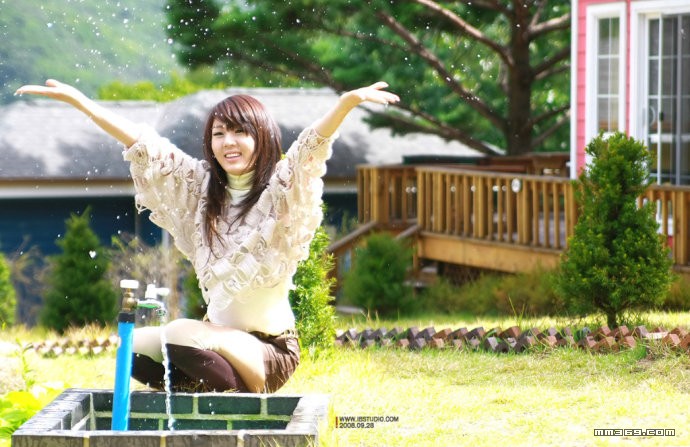 韩国第一美女车模黄美姬(图15)