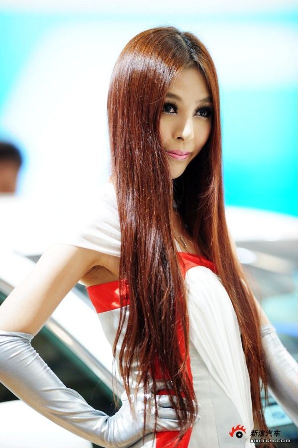 2010北京车展性感车模集(图12)