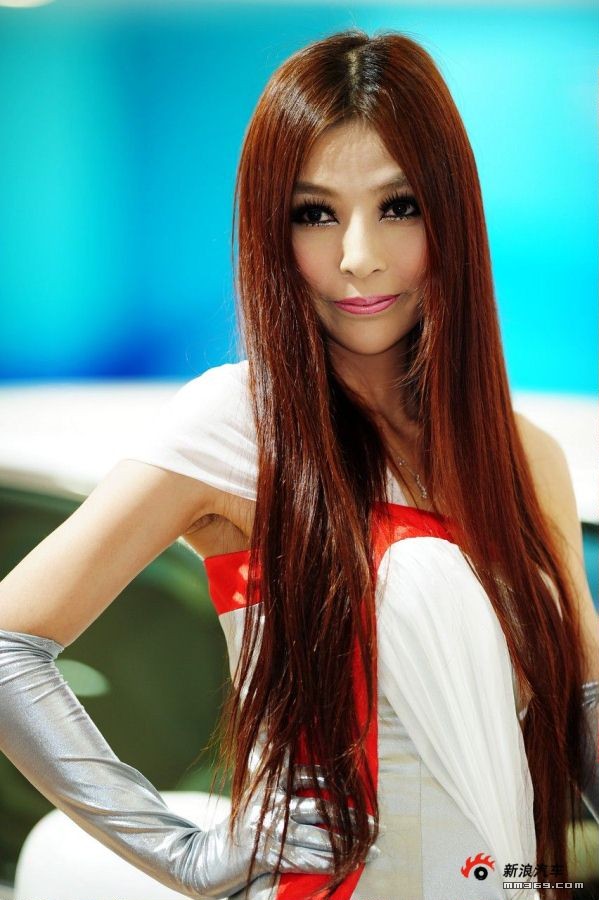 2010北京车展性感车模集(图13)