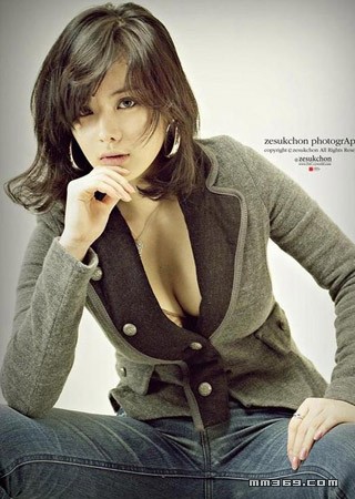 韩国最火辣车模林智慧(图5)