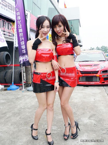 北京车展性感赛车宝贝 陈诺(图11)