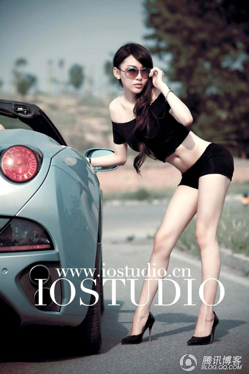 腾讯性感汽车宝贝王月(图6)