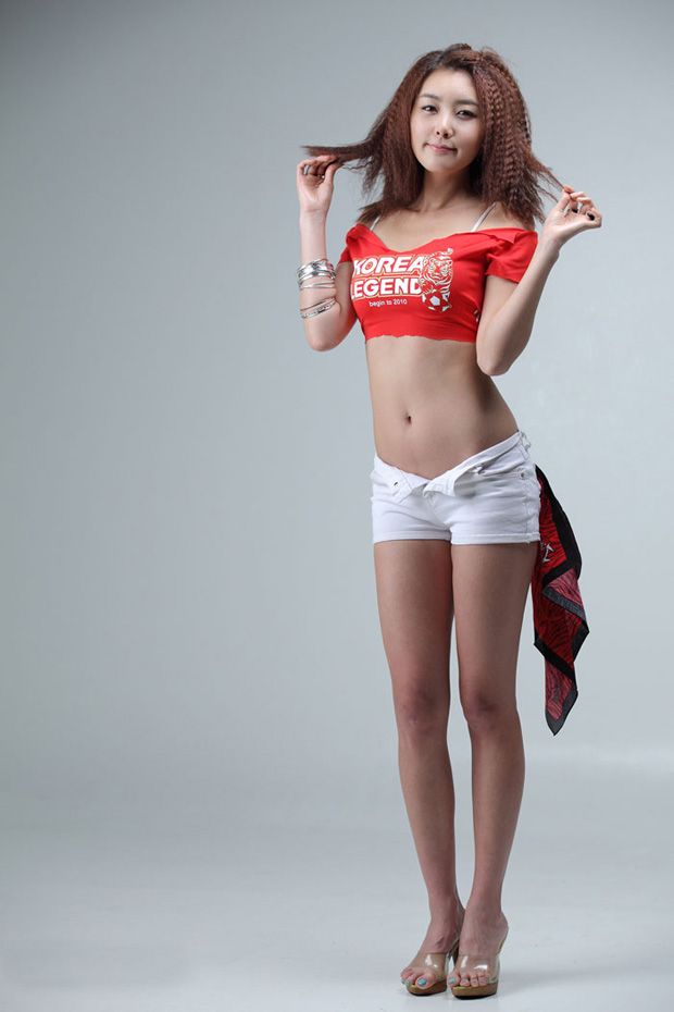 韩国性感车模李舒情 很丰满(图38)