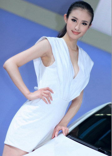 中韩最美车模兽兽PK林智慧(图7)