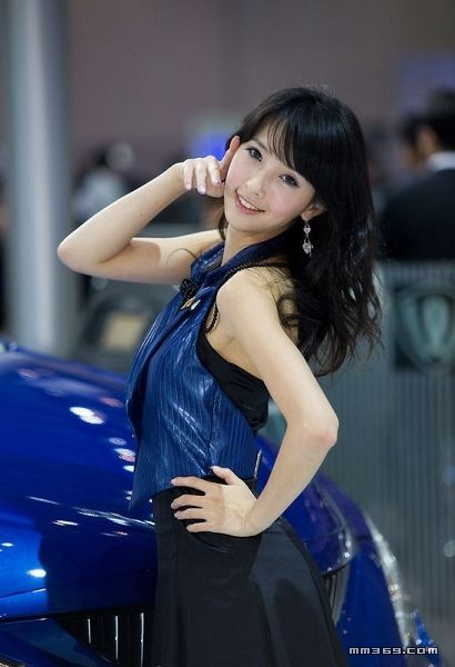 韩国清纯型车模申善雅(图9)