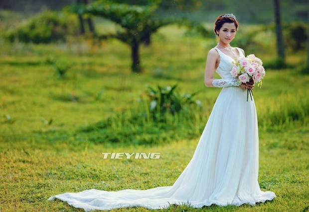 恬美婚纱少女清新写真美图(图7)