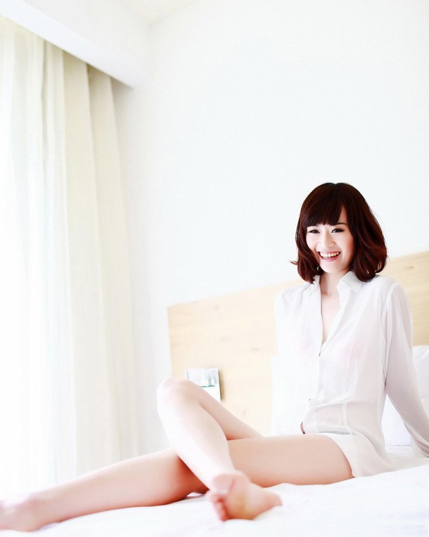 台北模特菲菲旅店纯美私房照(图2)