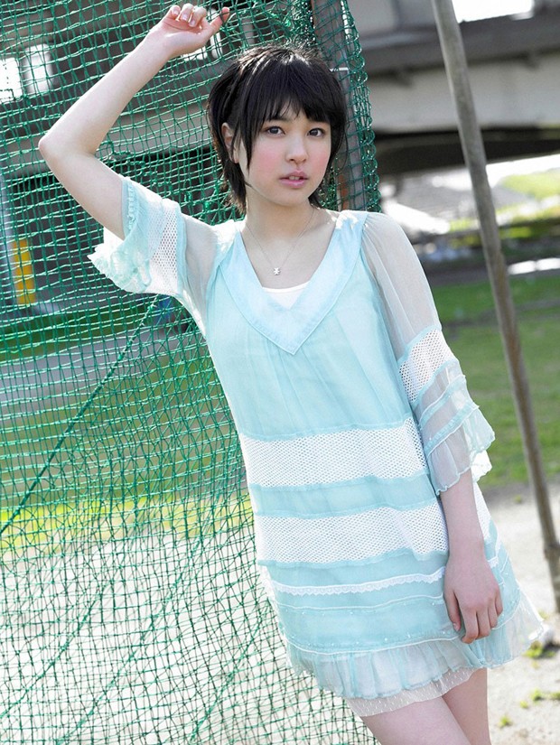 日本养眼美眉荒井萌清凉写真(图3)