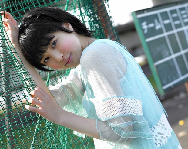 日本养眼美眉荒井萌清凉写真(图4)