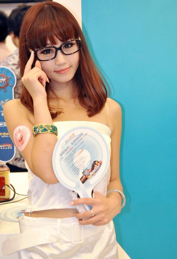 ChinaJoy2011标致美女大收藏(图2)
