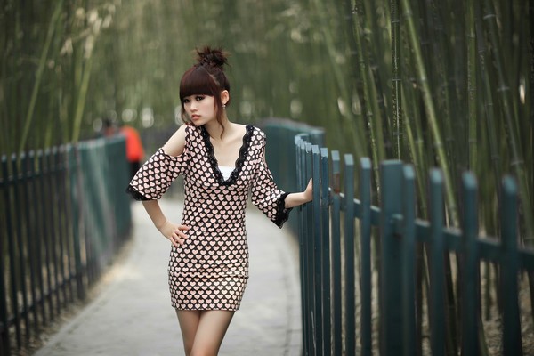 清纯小美女好身材惹人爱(图4)