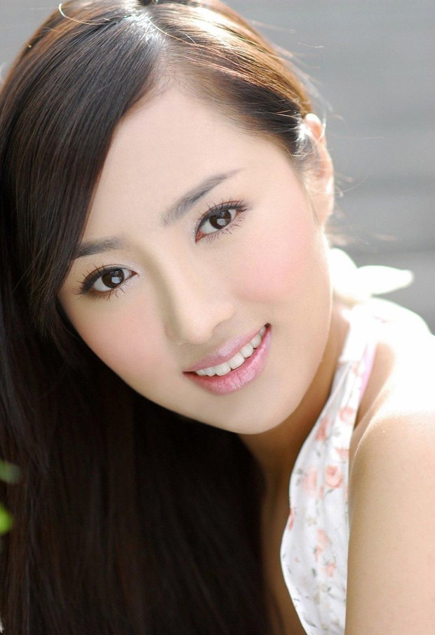 绝色完美气质美女 笑容真迷人(图5)