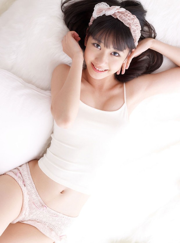 清秀美女柏木由纪秀比基尼(图13)