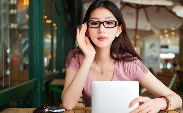 靓丽美女模特高清广告美图(图6)