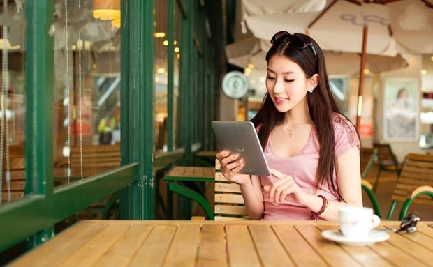 靓丽美女模特高清广告美图(图9)