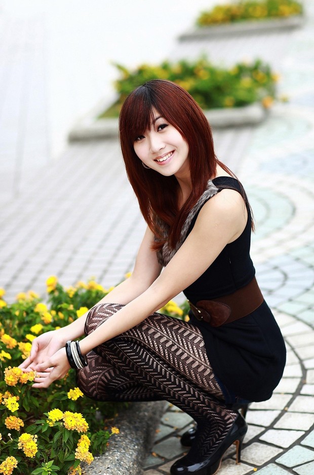 凯渥丝袜美腿少女极品写真图片(图6)