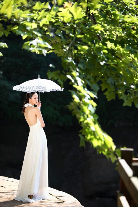 清纯靓丽白衣美女个人照(图1)