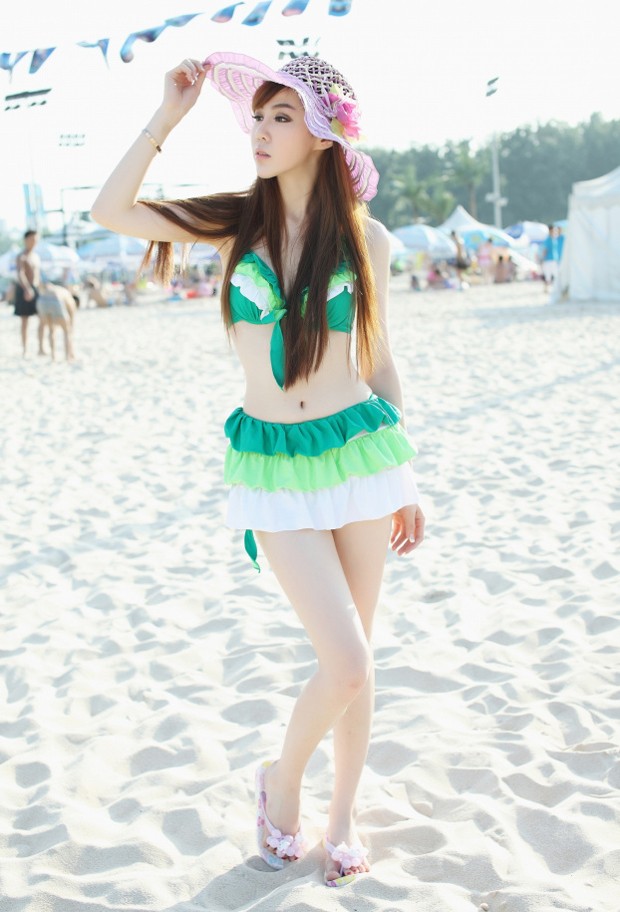 小美女侯诗辰海边比基尼迷人写真(图10)