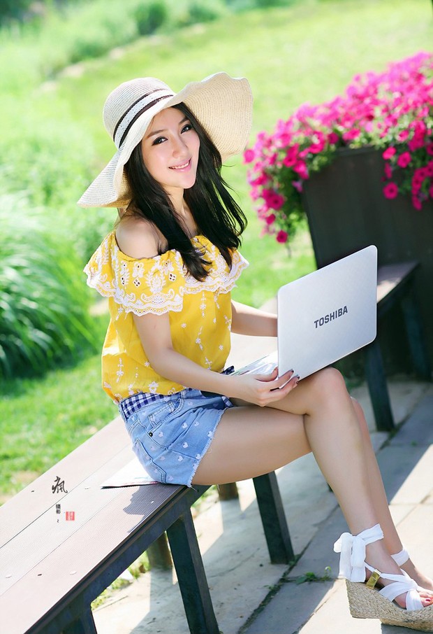 农场里的清纯美眉广告代言新片(图5)