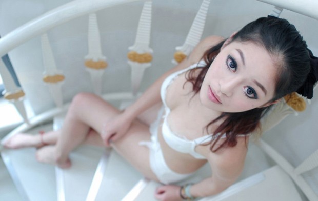 雪白嫩肌可爱美女靓丽私房写真(图9)