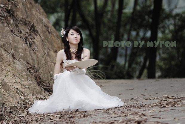 才气过人的美女画家(图10)