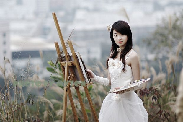 才气过人的美女画家(图8)