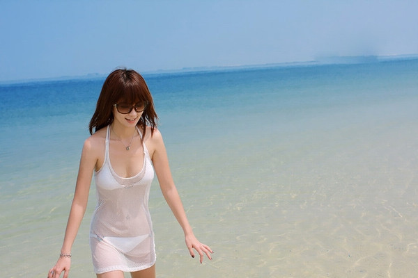 美女萝莉海边湿衣透视装写真(图9)