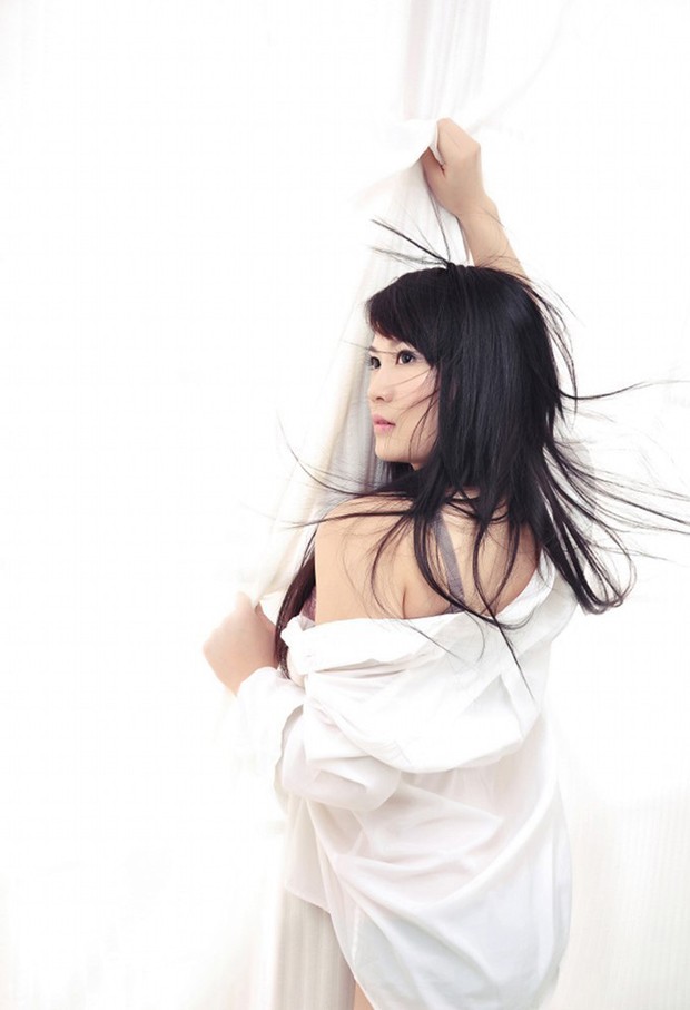 光滑美肤阳光美少女私藏艺术写真照(图7)