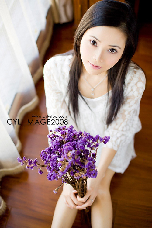 居家美女绝对清纯可爱(图2)