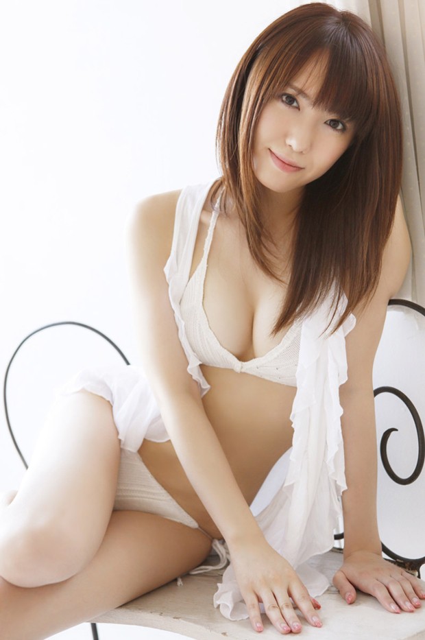 素颜美女浅仓结希比基尼沙滩秀动人体态(图11)