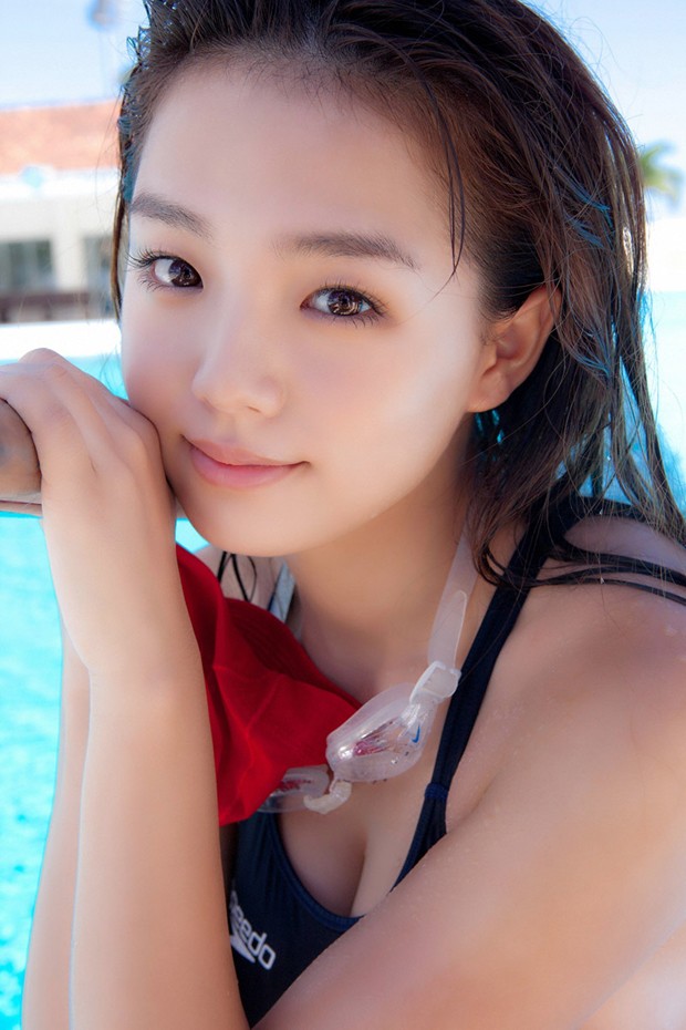 最胸美少女筱崎爱高清泳衣写真(图13)