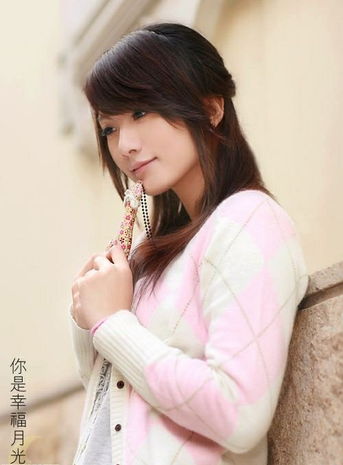 超清纯的90后月亮女孩(图8)