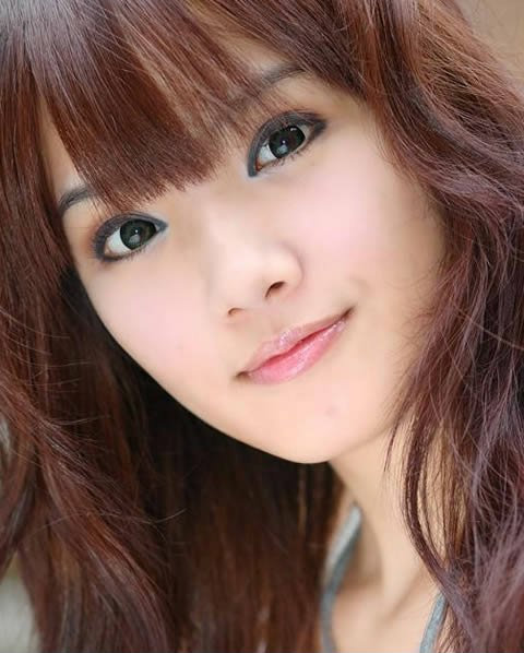 平民版靓丽美女迷人笑容(图2)