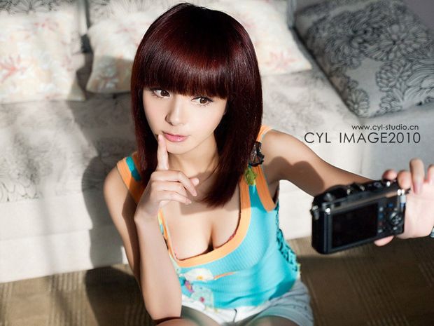 清纯少女招显性感姿态(图18)