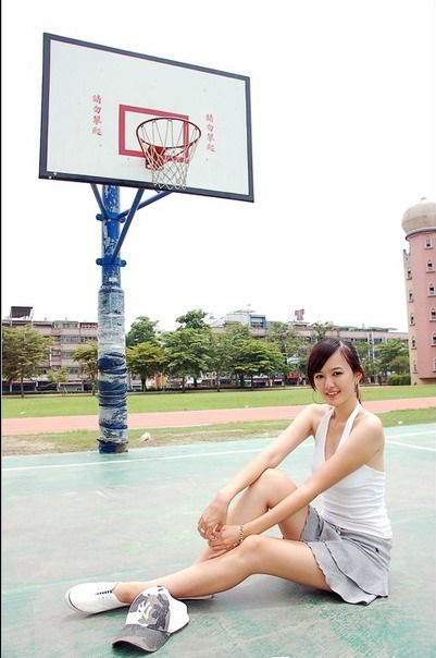 80后美腿幼师自拍秀(图8)