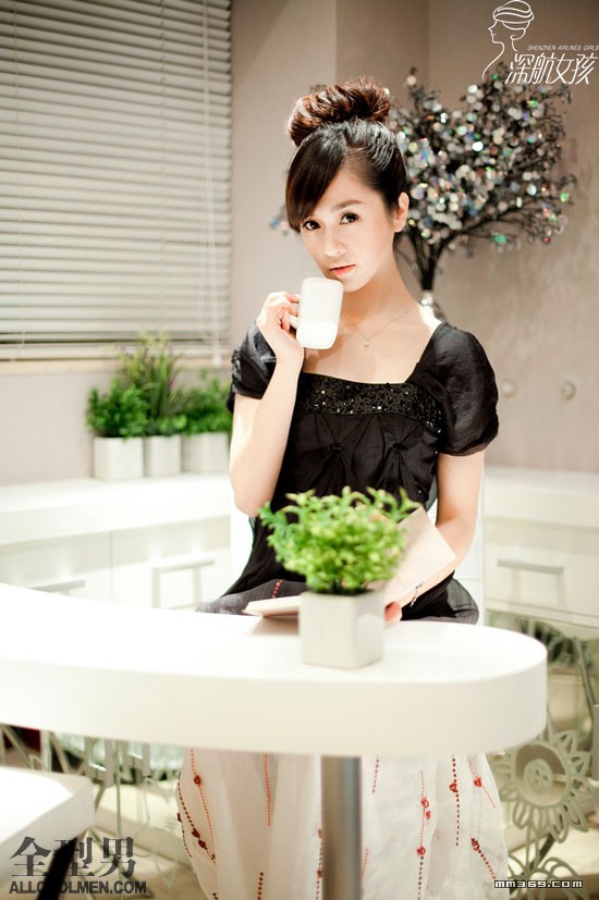 最美深航空姐项瑾个人写真(图6)
