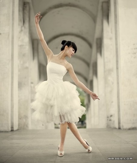 芭蕾少女的灰色写真(图9)